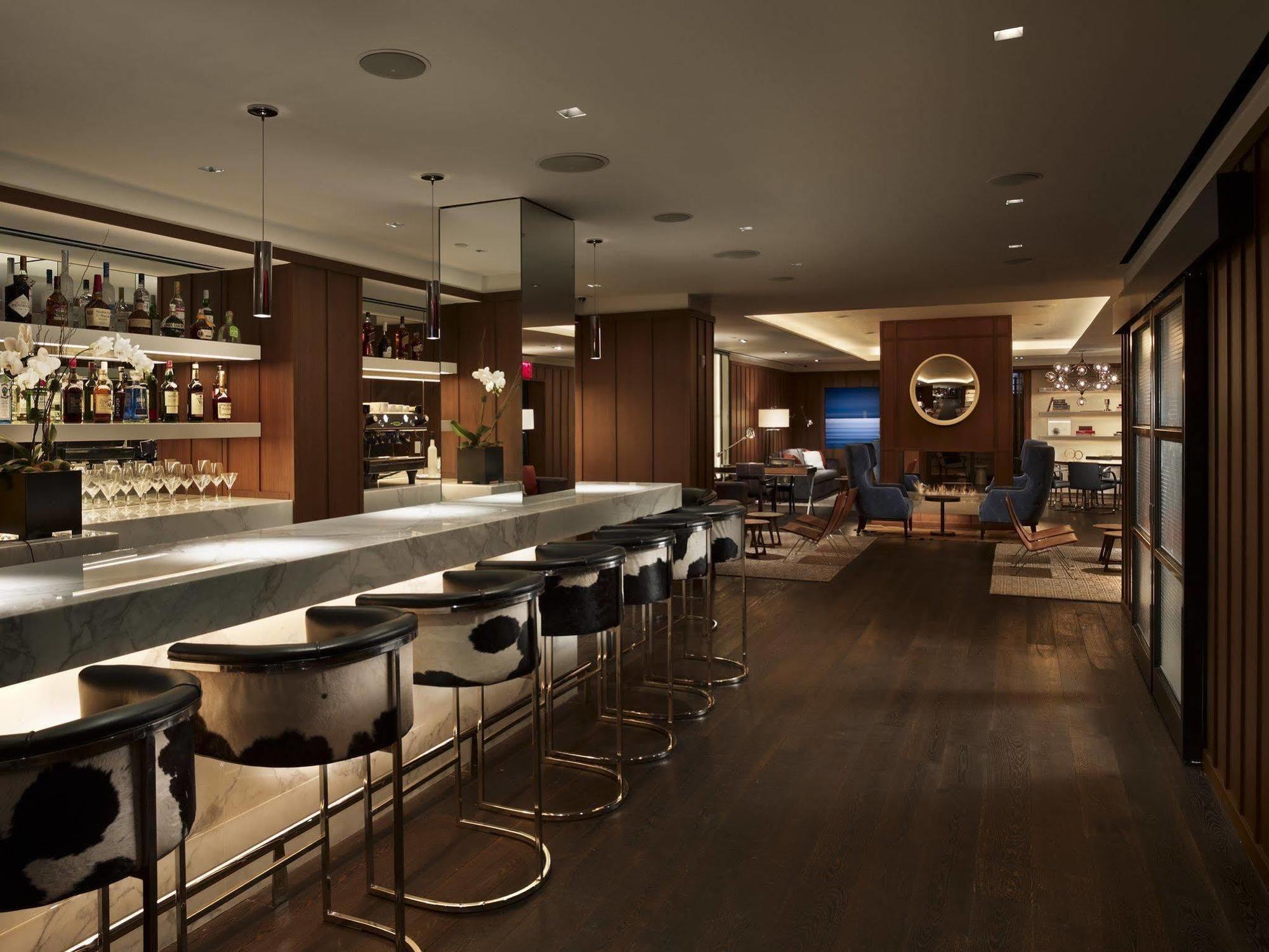 Aka Sutton Place New York Bagian luar foto